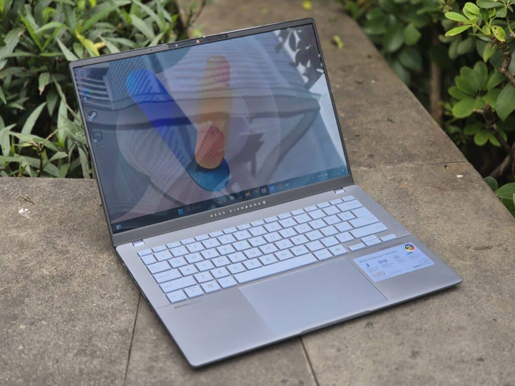 ASUS Vivobook S14 OLED S5406